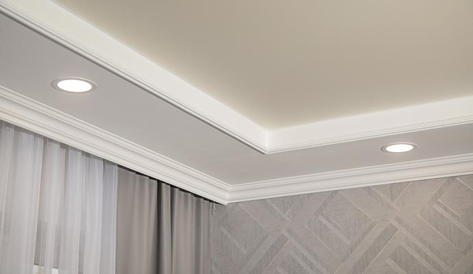 Modern tray ceiling with recessed lighting