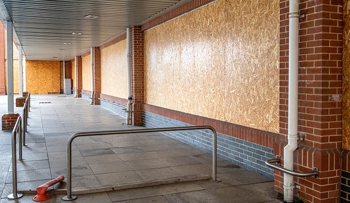 Professional board-up service