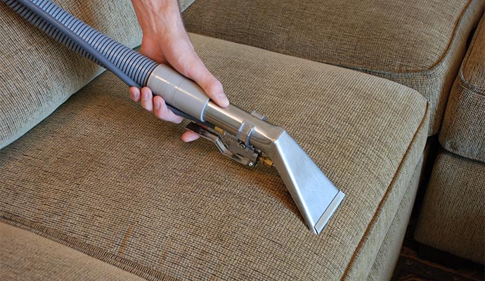 Upholstery steam cleaning service